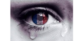 ojos con la bandera de paris llorando